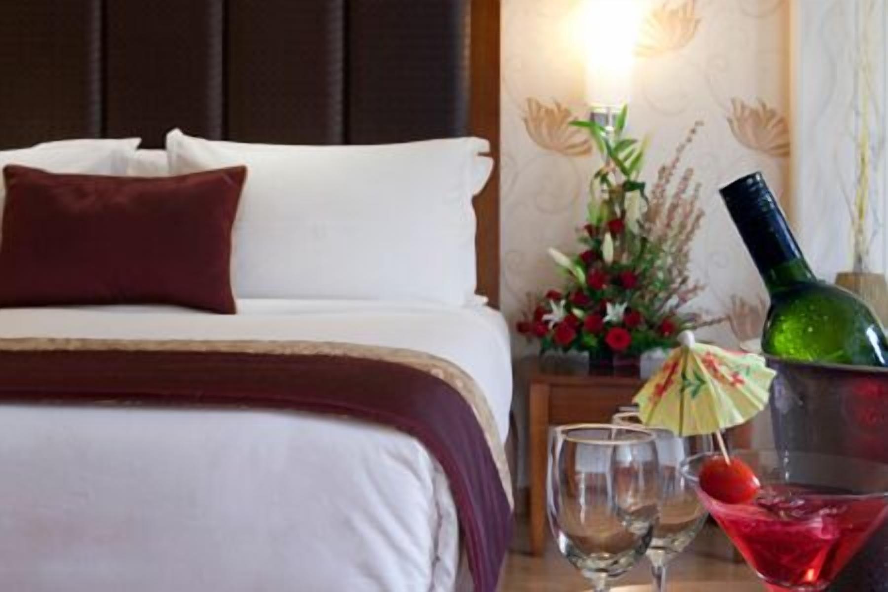 העיר בנגלור Hotel The The Grand Magrath מראה חיצוני תמונה