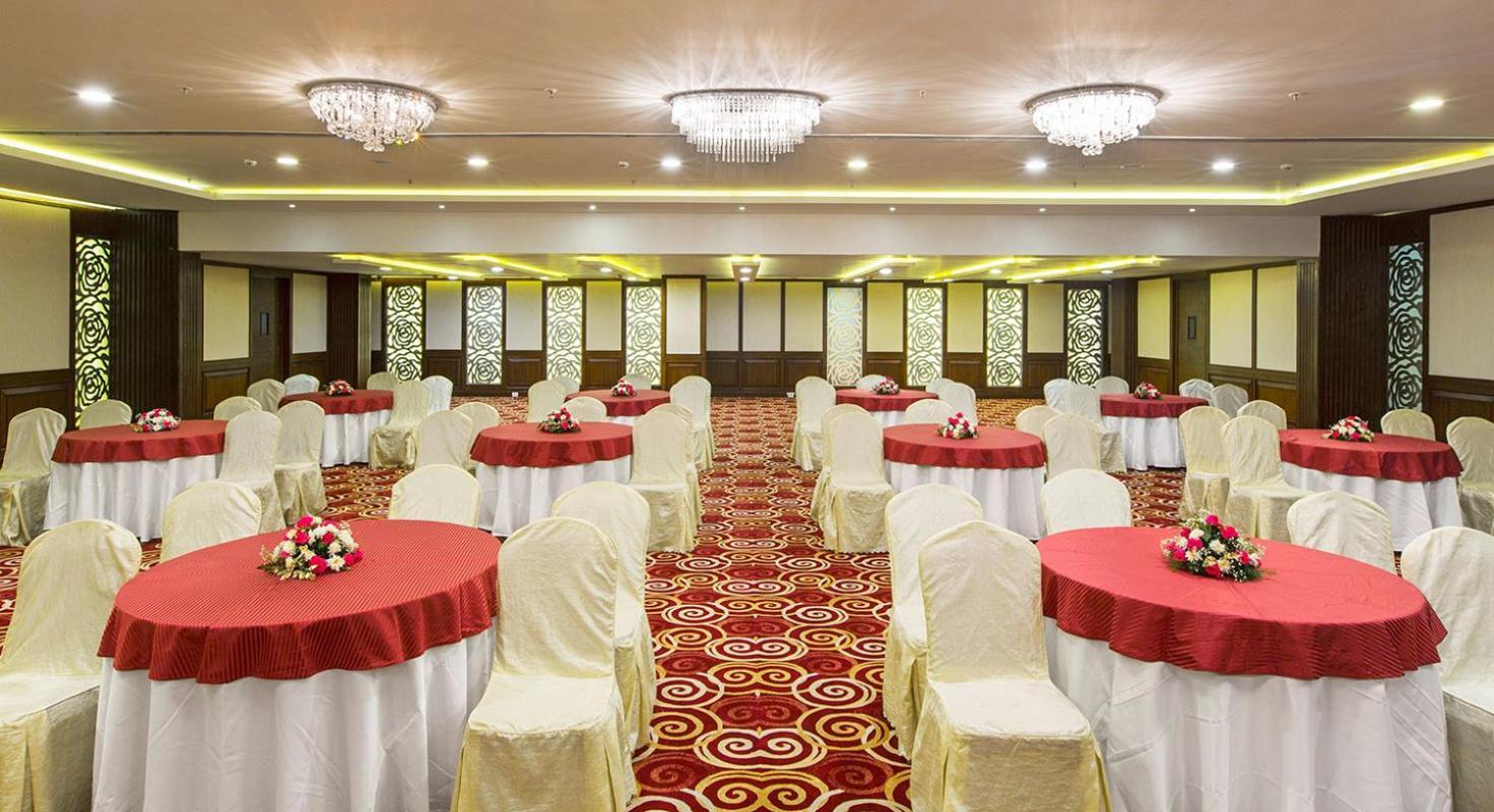 העיר בנגלור Hotel The The Grand Magrath מראה חיצוני תמונה