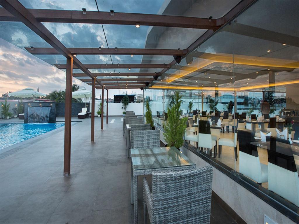 העיר בנגלור Hotel The The Grand Magrath מראה חיצוני תמונה