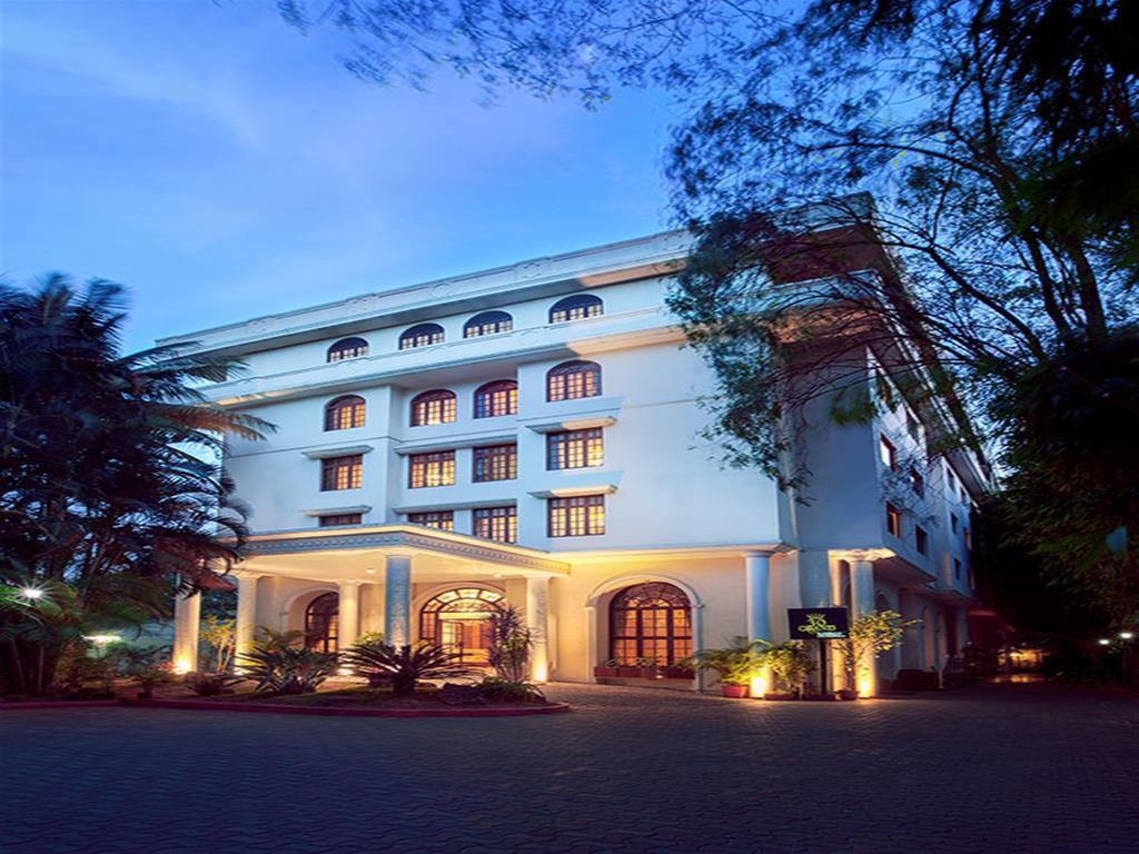 העיר בנגלור Hotel The The Grand Magrath מראה חיצוני תמונה