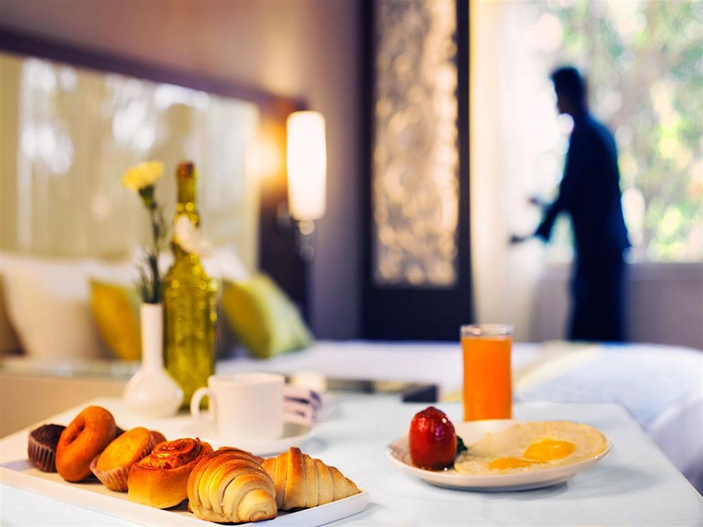 העיר בנגלור Hotel The The Grand Magrath מראה חיצוני תמונה